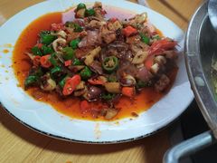 -大众跷脚牛肉馆·非遗传承单位(峨眉山店)
