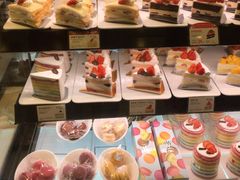 -巴黎贝甜(大宁国际商业广场店)