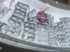 -现代眼镜批发城(台东三路店)