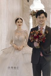 -欣薇婚纱(新源乐汇城店)