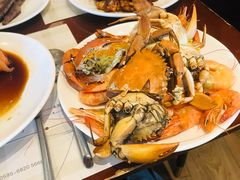 -荣誉国际酒店-云顶旋转餐厅