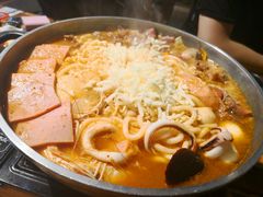 -辛明堂洞韩式芝士年糕火锅(万达店)