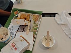 -麦当劳(假日广场店)
