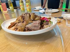 -山楂树融合菜餐厅