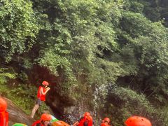-雅鲁激流探险漂流