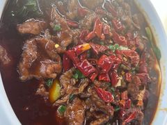 水煮牛肉-小河盐帮·私家菜·烤鸭(三元桥·霄云路店)