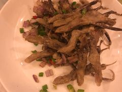 -余杨鸭鸭餐厅