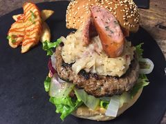 -HIGH FIVE哈福手工汉堡(桂林路店)