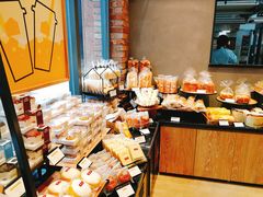 -皇冠幸福里动物奶油生日蛋糕(万达店)