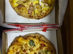 -必胜客(威高广场店)