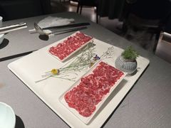 -左庭右院鲜牛肉火锅黑金店(陆家嘴中心店)