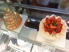 -花花卷卷·鲜食蛋糕(静安久光百货店)