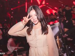 -简奥斯汀·赫本酒吧