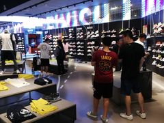 -NIKE品牌体验店(金源新燕莎店)