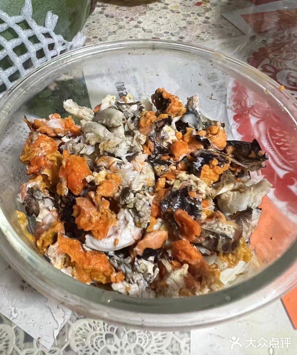 剔蟹粉-包饺子馄饨，可是细活！