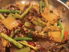 -侬佳蒸菜馆(听潮店)