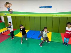 -小勇士俱乐部训练基地(东坝店)