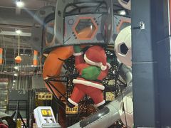 -嗨翻Hi-Fun竞技主题乐园·蹦床亲子生日轰趴(国光1937店)