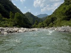 -秦岭峡谷漂流景区