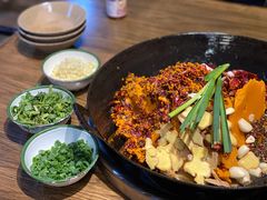 -周幺妹重庆老火锅(银泰城总店)