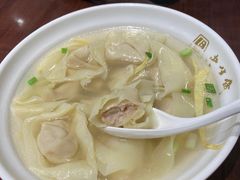 刀鱼馄饨-老半斋(福州路店)