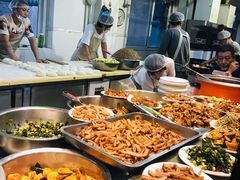 自助取餐区-王三姑牛肉饼