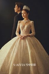 -雪中彩影婚纱摄影·微光艺术中心