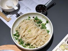 炸酱面-小大董·烤鸭(观景餐厅·南京西路店)