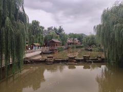 -雪山彩虹谷景区