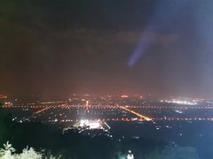-鬼笑石后山停车场