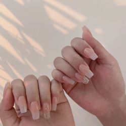 -Fanni美甲美睫皮肤管理