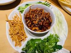 京酱肉丝-关东小磨东北菜(上海长风大悦城店)