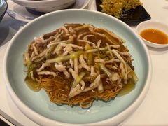 韭黄肉丝两面黄-白天鹅宾馆-宏图府餐厅