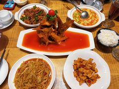 -泉畔人家·老济南经典鲁菜(大明湖店)