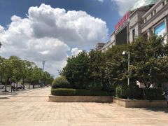 -新华书店(学府大道店)