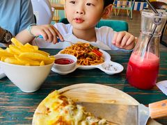 -布鲁豪斯亲子欢乐家庭餐厅