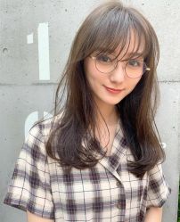 -变画·发型STUDIO