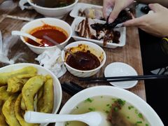 -草桥清真牛肉锅贴扁食店