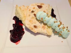 -ResTaurAnt S'ZWILLING Stuebel