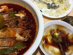 -嘉州叶婆婆钵钵鸡(建设路店)