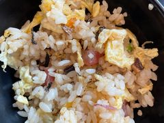 -沪小胖小龙虾(淮海中路旗舰店)
