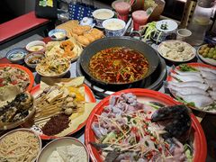 -吃城都·鱼蛙火锅(西玉龙街店)