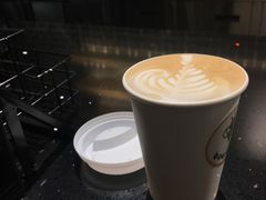 -Bee Cafe轻食咖啡馆