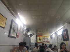大堂-文记壹心鸡(宝华路店)