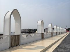 -北戴河碧螺塔海上酒吧公园