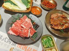 -草家酱蟹炭火烤肉店(珲春南路一店)