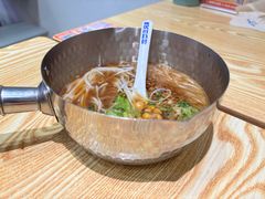 -魔都三兄弟酸辣粉·蘸卤炸串(虹桥万科店)