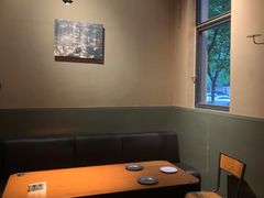 -TASTE ROOM Bar
