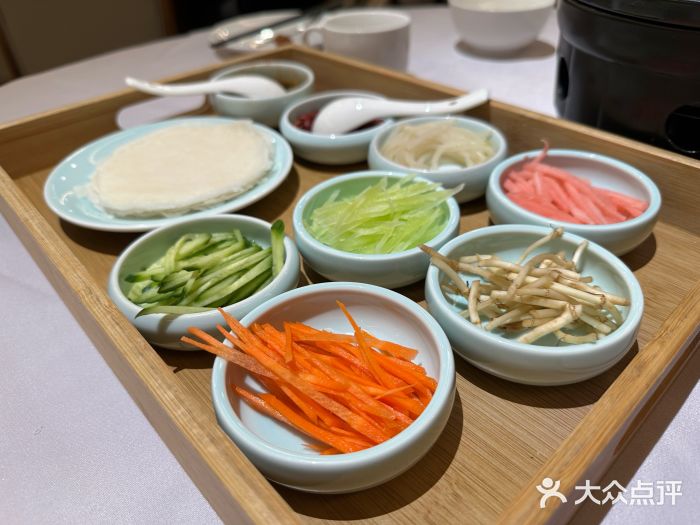 贵州大厦贵州厅骨汤丝娃娃图片