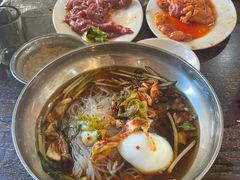 -韩风烤牛肉冷面店